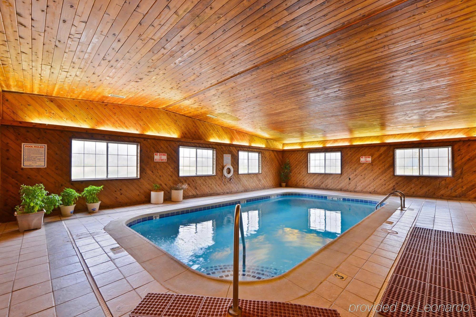 Regency Inn Geneseo Il I-80 外观 照片