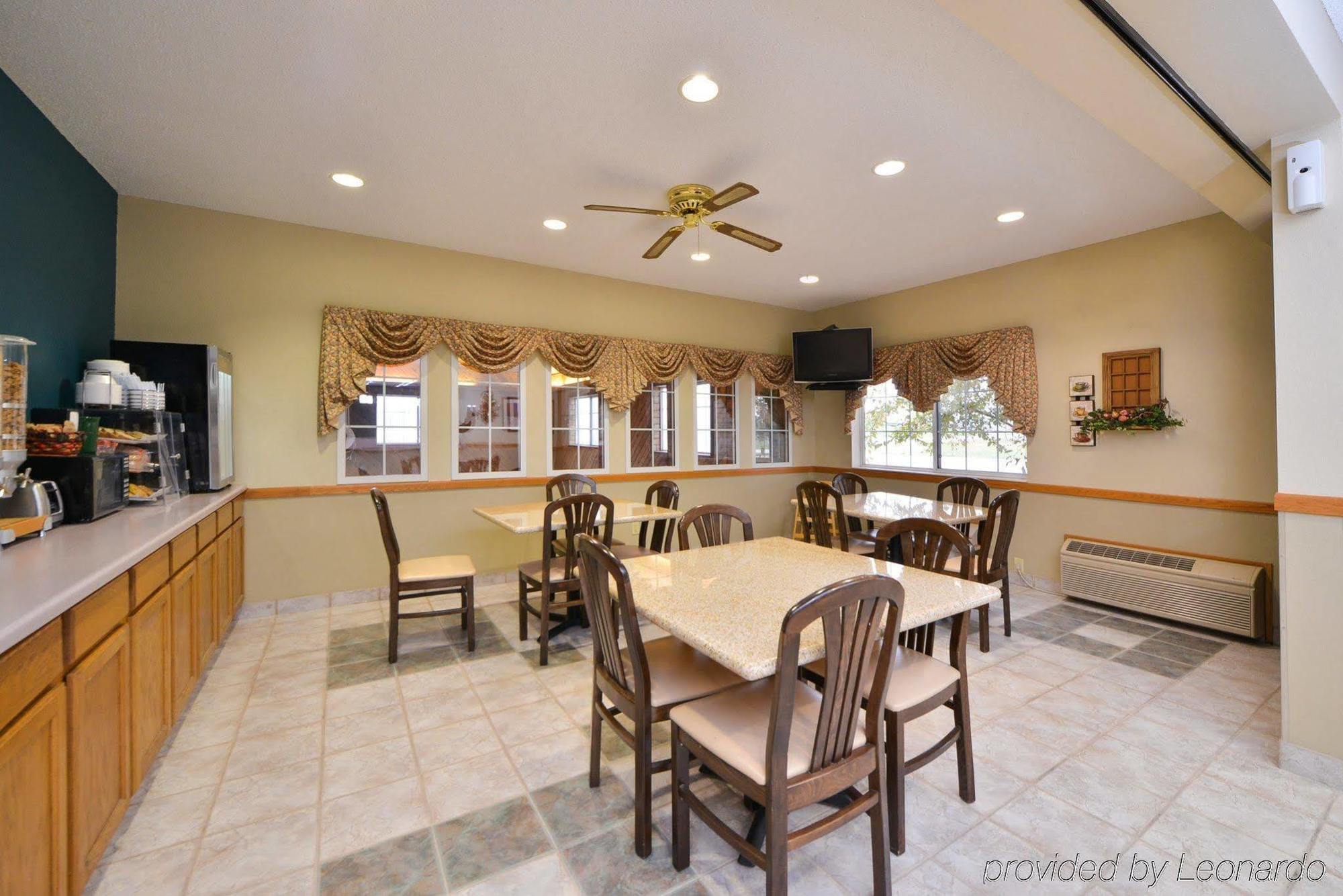Regency Inn Geneseo Il I-80 外观 照片